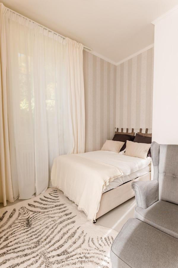 Bella Belle Griante Apartment Cadenabbia Exterior foto
